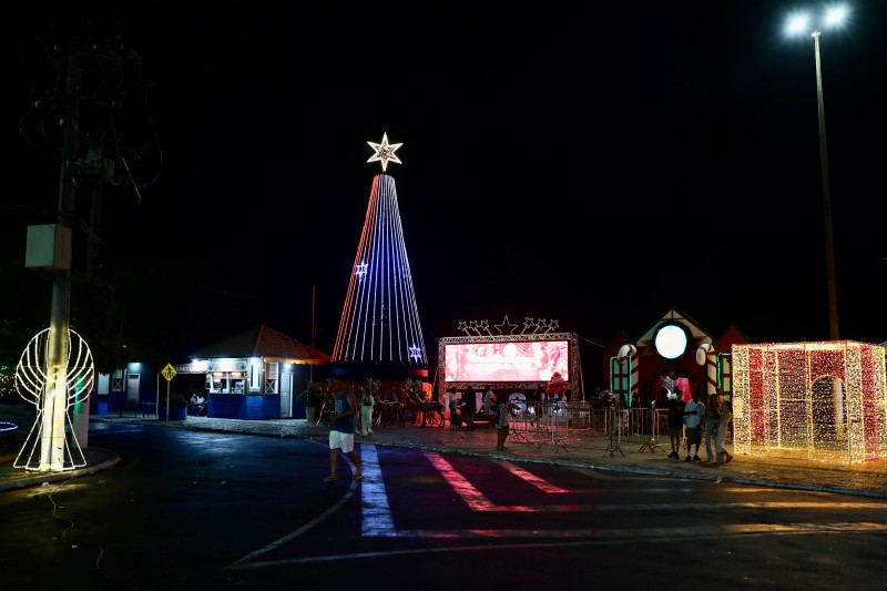 Decoração iluminada no coreto